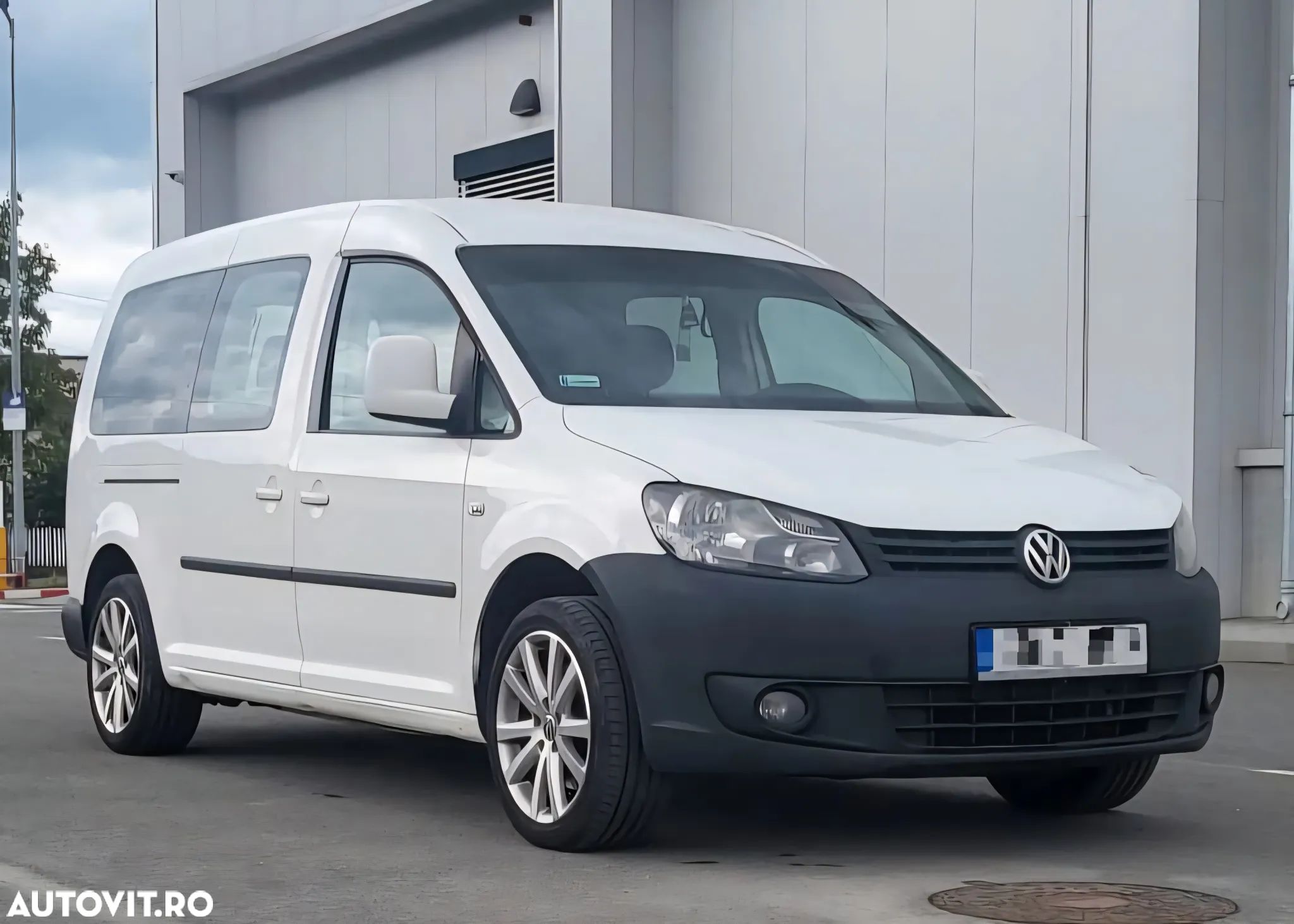 Volkswagen Caddy Maxi 2.0 TDI Comfortline - 1