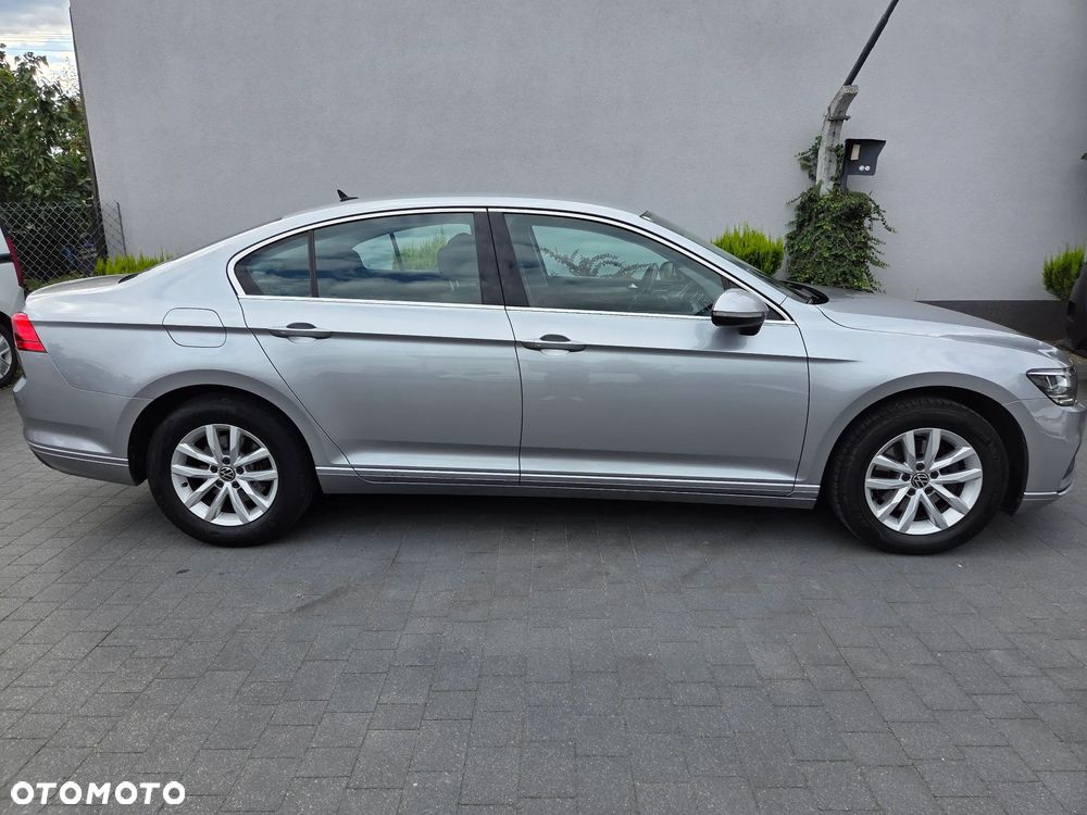 Volkswagen Passat 1.5 TSI EVO Elegance - 8