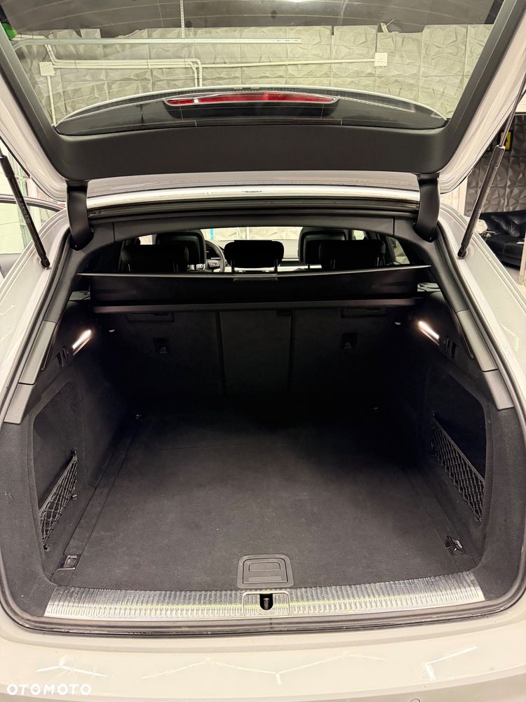 Audi A4 Avant - 32