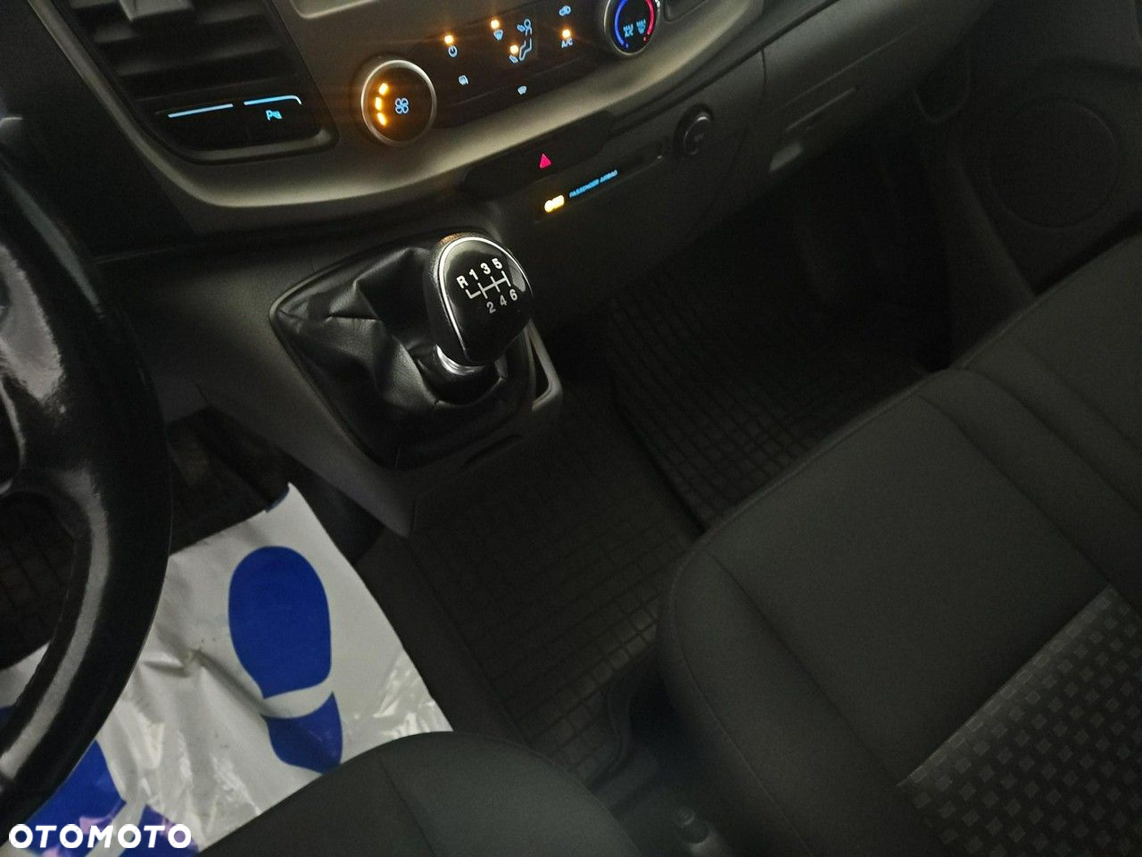 Ford Transit Custom - 18