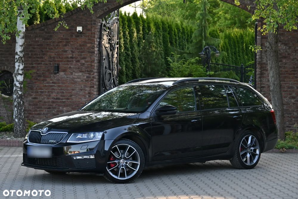Skoda Octavia 2.0 TDI DSG RS - 3