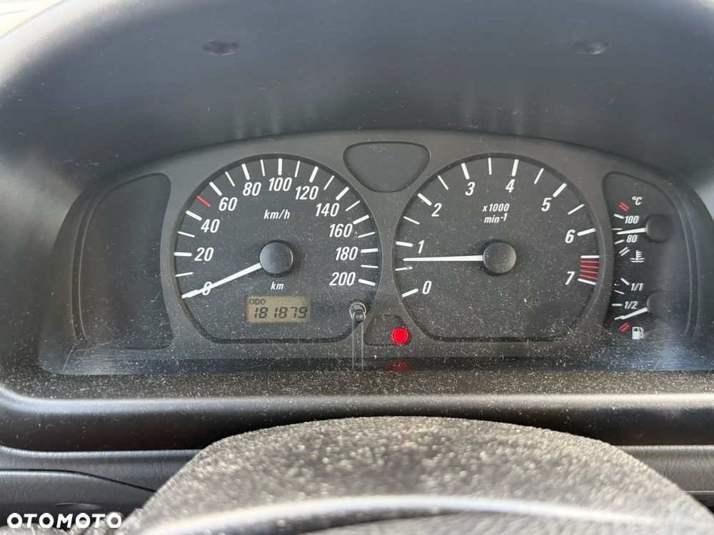 Opel Agila 1.2 16 V Njoy - 25