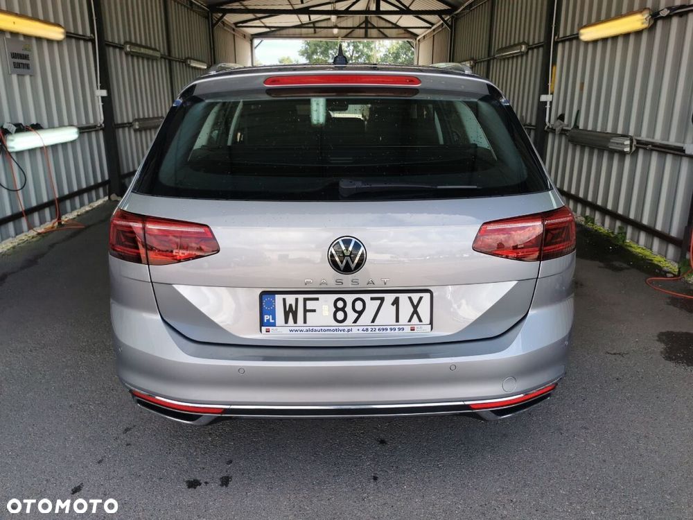 Volkswagen Passat Variant 2023 photo 3