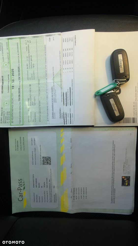 Jeep Compass - 25