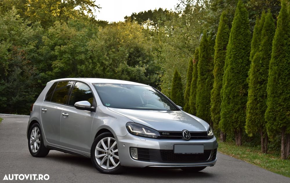 Volkswagen Golf 2.0 TDI DPF GTD - 3
