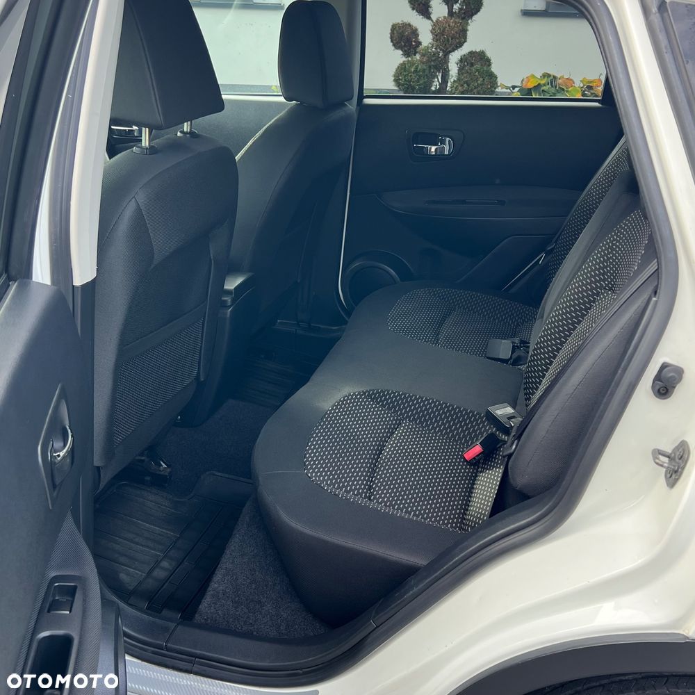 Nissan Qashqai 2.0 lounge - 23