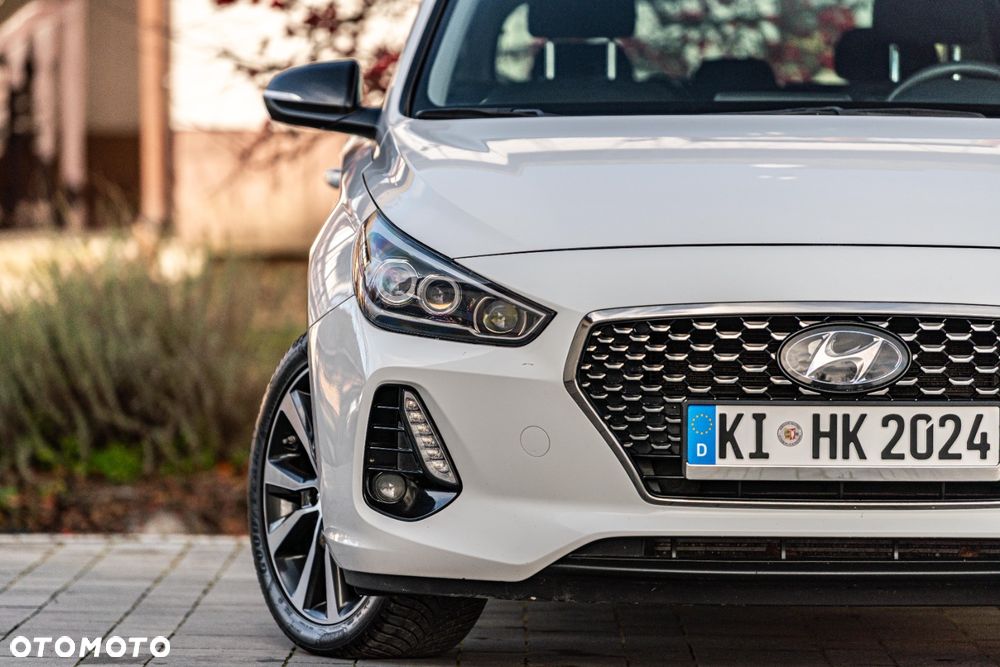 Hyundai i30 1.6 CRDi Premium - 8