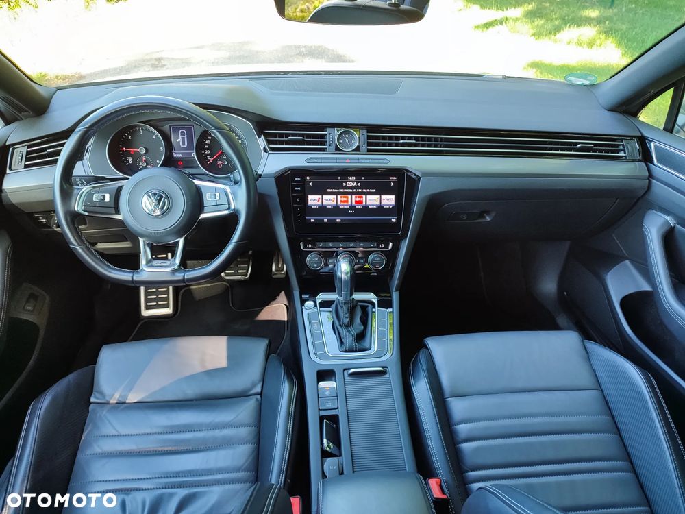 Volkswagen Passat 2.0 TDI SCR DSG Comfortline - 21
