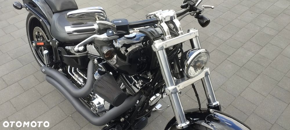 Harley-Davidson FXSB Breakout - 12