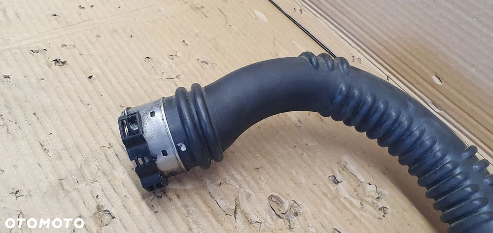 Przewód wąż rura intercoolera Opel Vivaro B Trafic III 1.6 DCI 144606126R 93867727 - 2