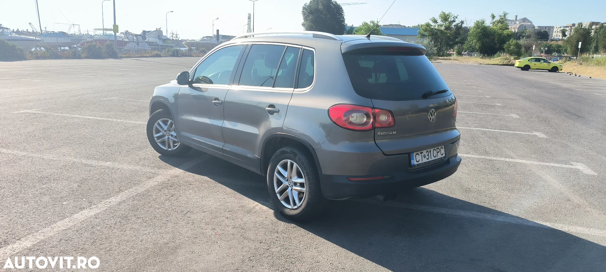 Volkswagen Tiguan 2.0 TDI DPF 4Motion Track&Field - 3