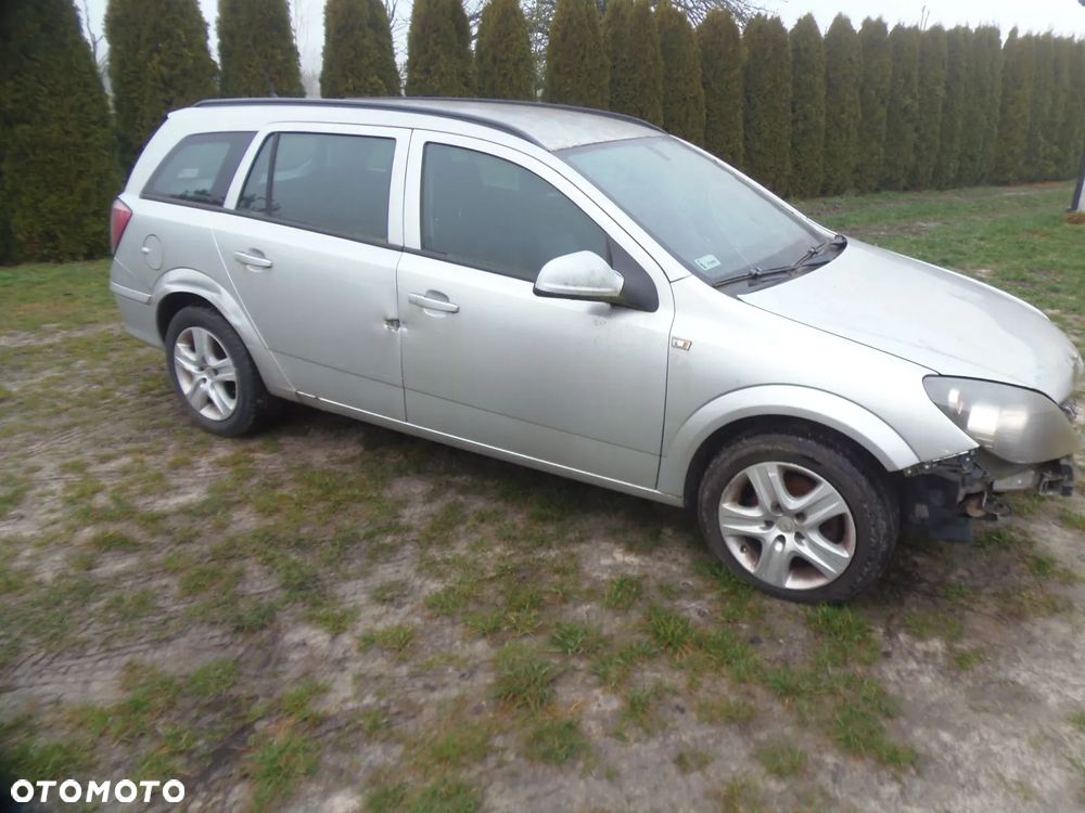 OPEL ASTRA H 2010R DRZWI LAMPY ZDERZAK SILNIK SKRZYNIA W CAŁOŚCI NA CZĘŚCI DAWCA - 1