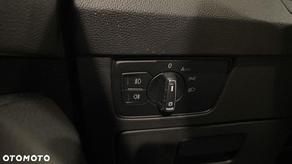 Volkswagen Passat 1.5 TSI EVO Business DSG - 26