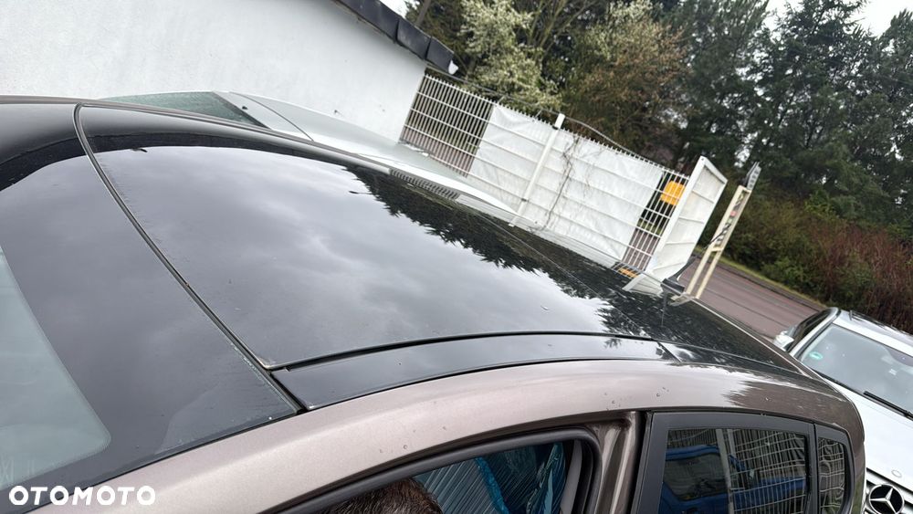 Hyundai i30 1.6 Premium EU5 - 10