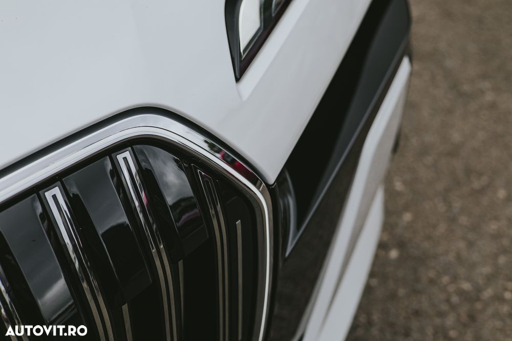 BMW Seria 7 740d xDrive MHEV - 20