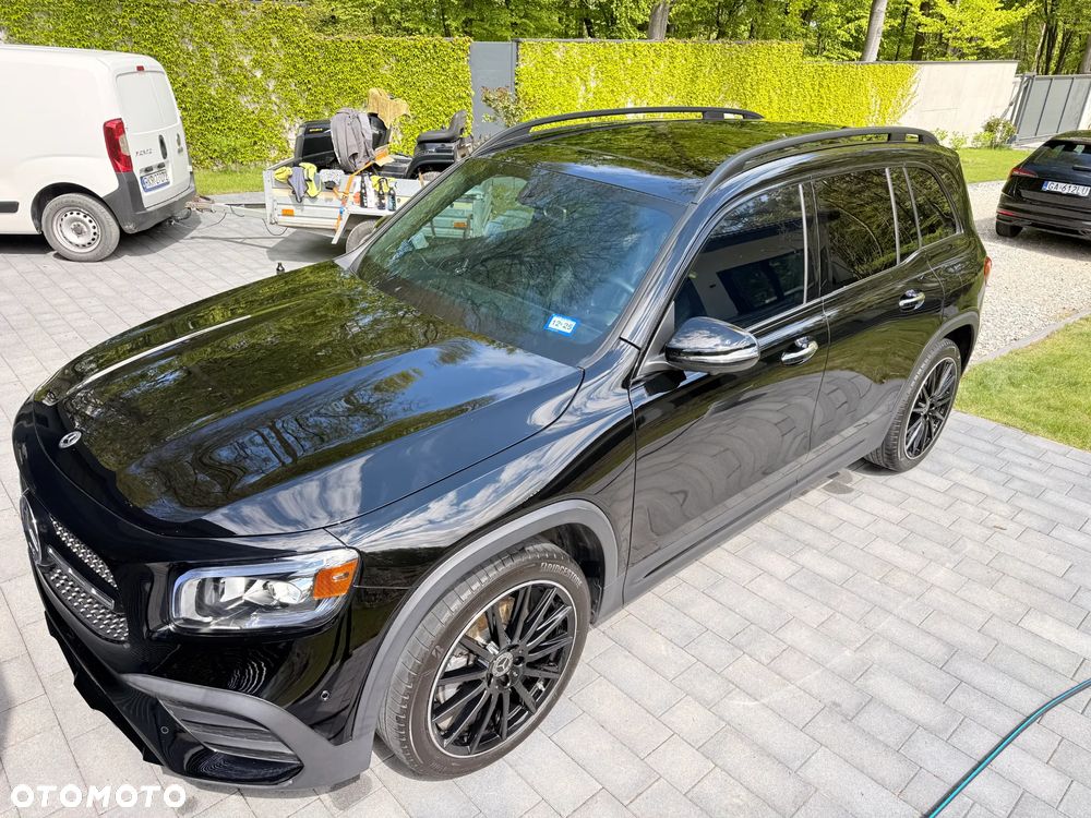 Mercedes-Benz GLB - 10