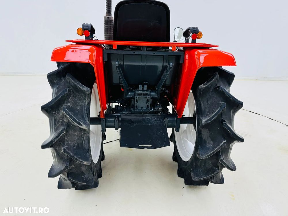 Kubota B1600 - 8