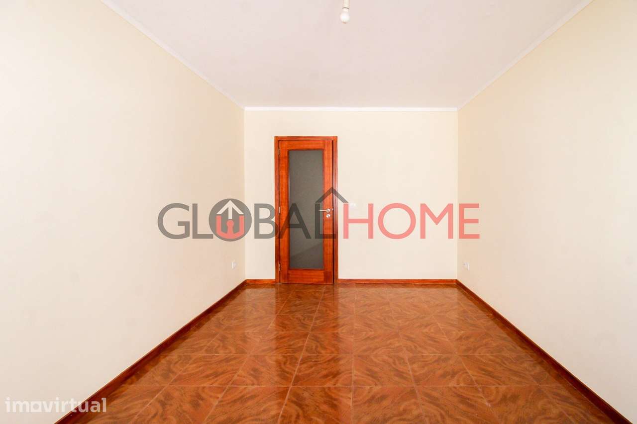 Apartamento T3 com Garagem Box em Vila D'Este - Grande imagem: 4/40
