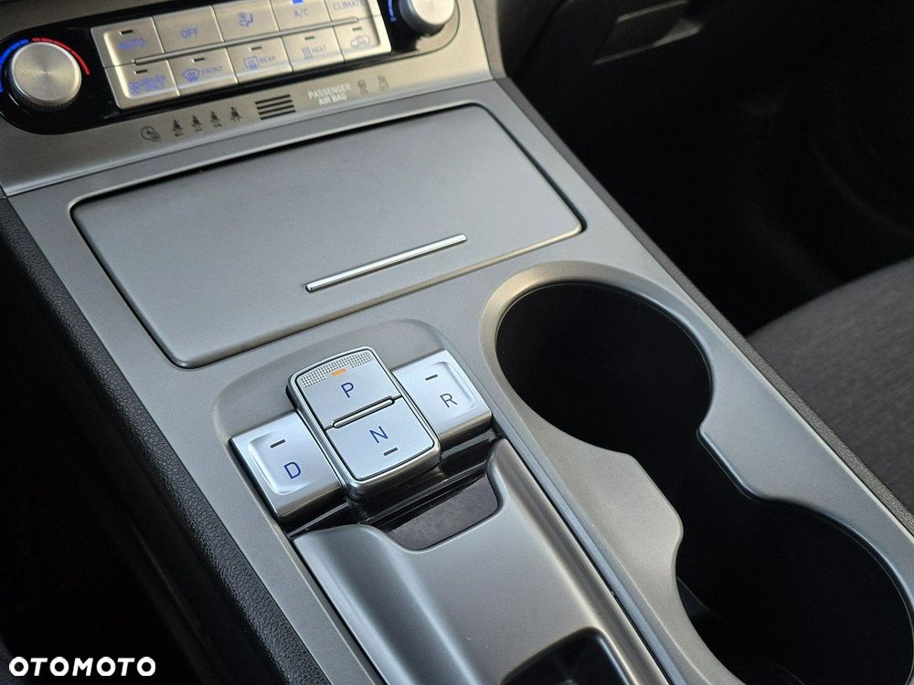 Hyundai Kona Electric 39kWh Premium - 14