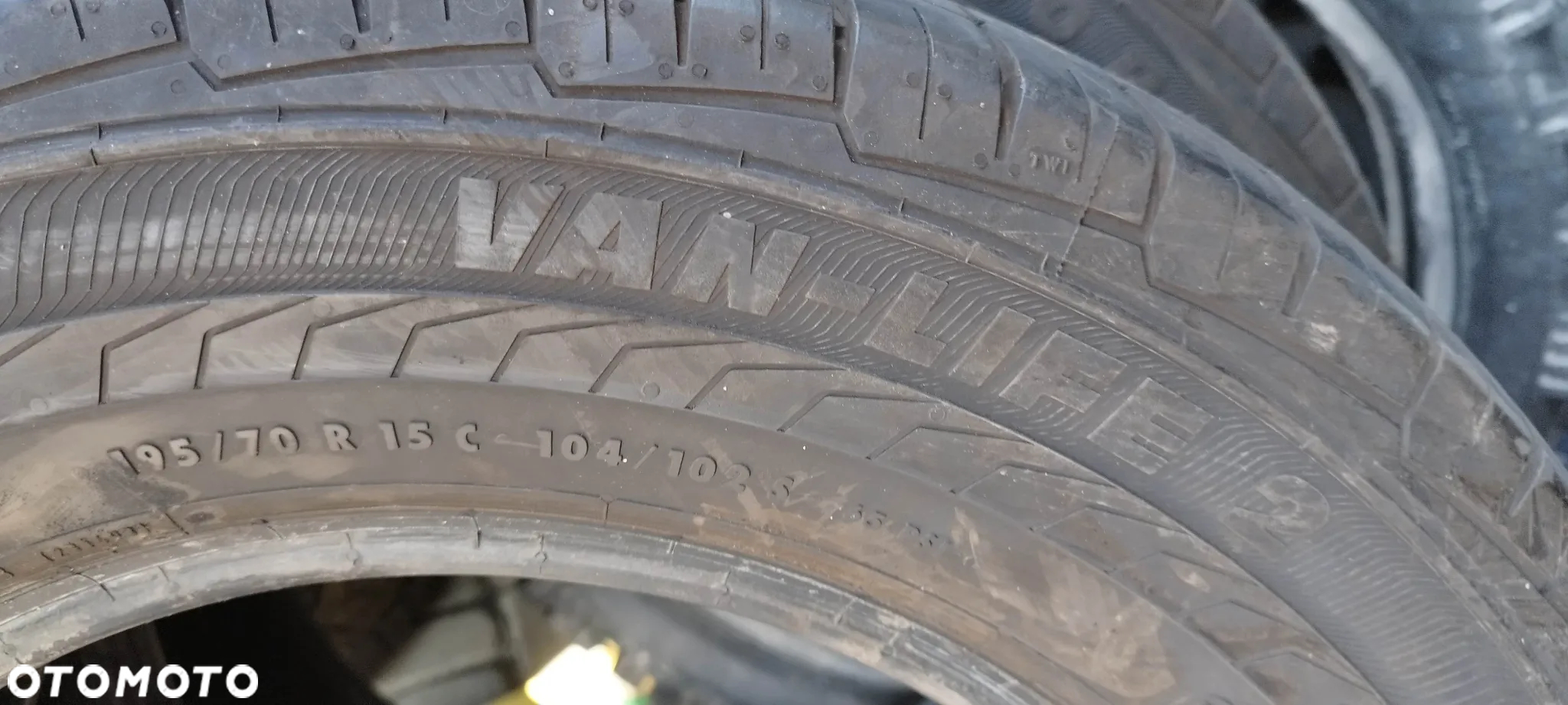 195/70/15 c semperit vavgrip - 2