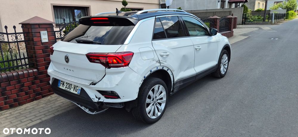 Volkswagen T-Roc - 3