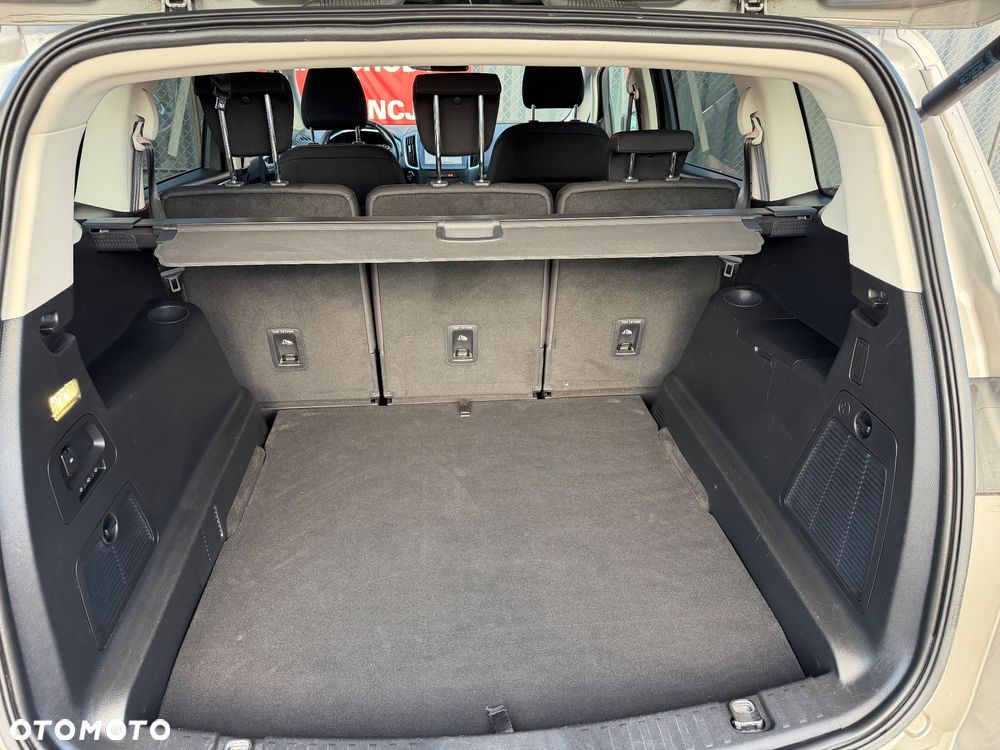 Ford S-Max - 30