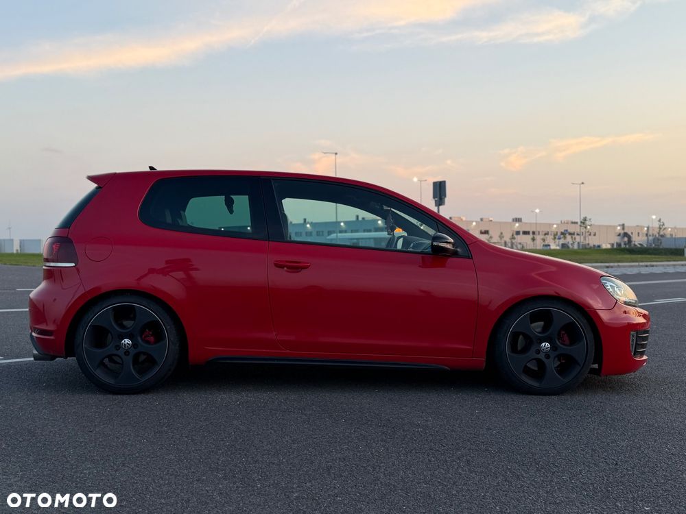 Volkswagen Golf GTI 2.0 TSI OPF Performance - 6