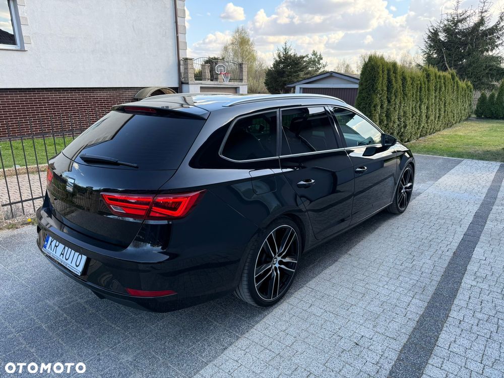 Seat Leon 2.0 TDI DPF DSG Xcellence - 3