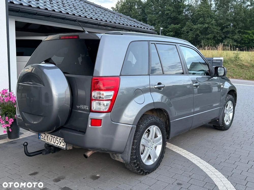 Suzuki Grand Vitara 1.9 DDiS - 4