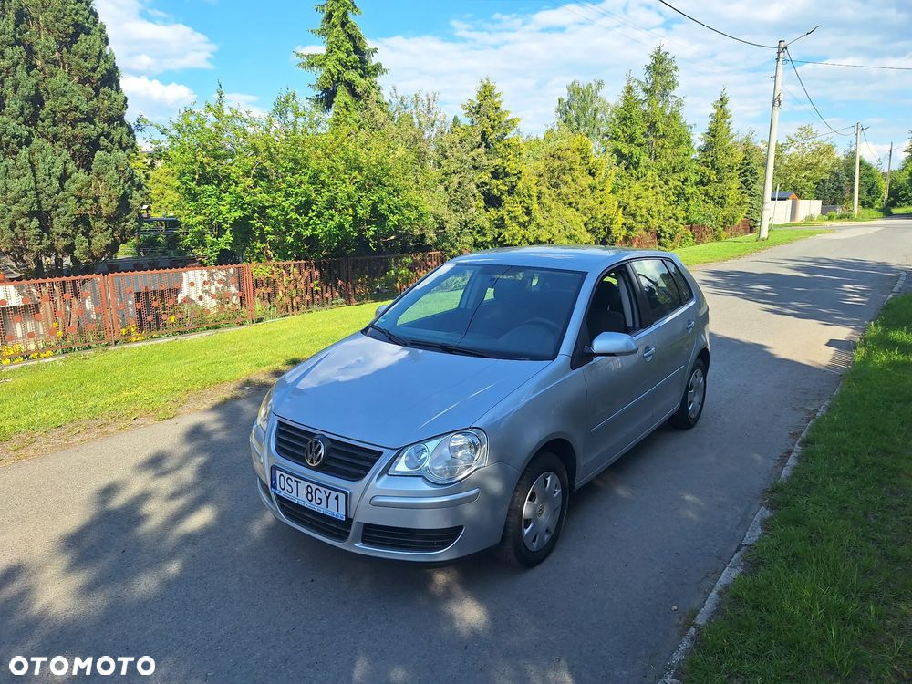 Volkswagen Polo - 2