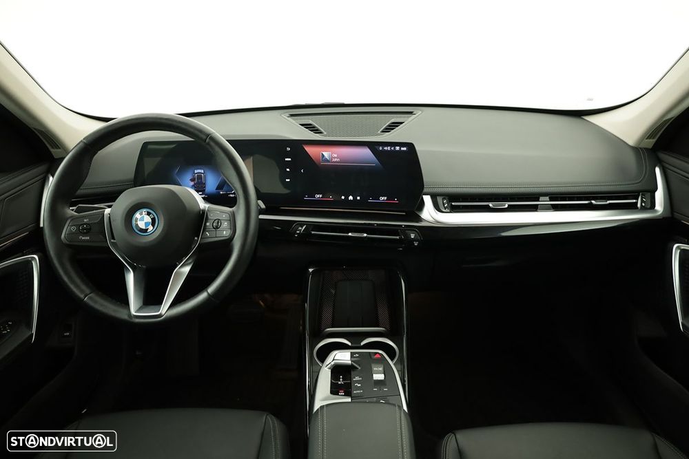 BMW X1 xDrive25e - 9