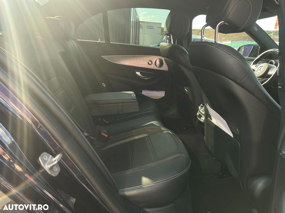 Mercedes-Benz E AMG 63 4Matic+ 9G-TRONIC - 31