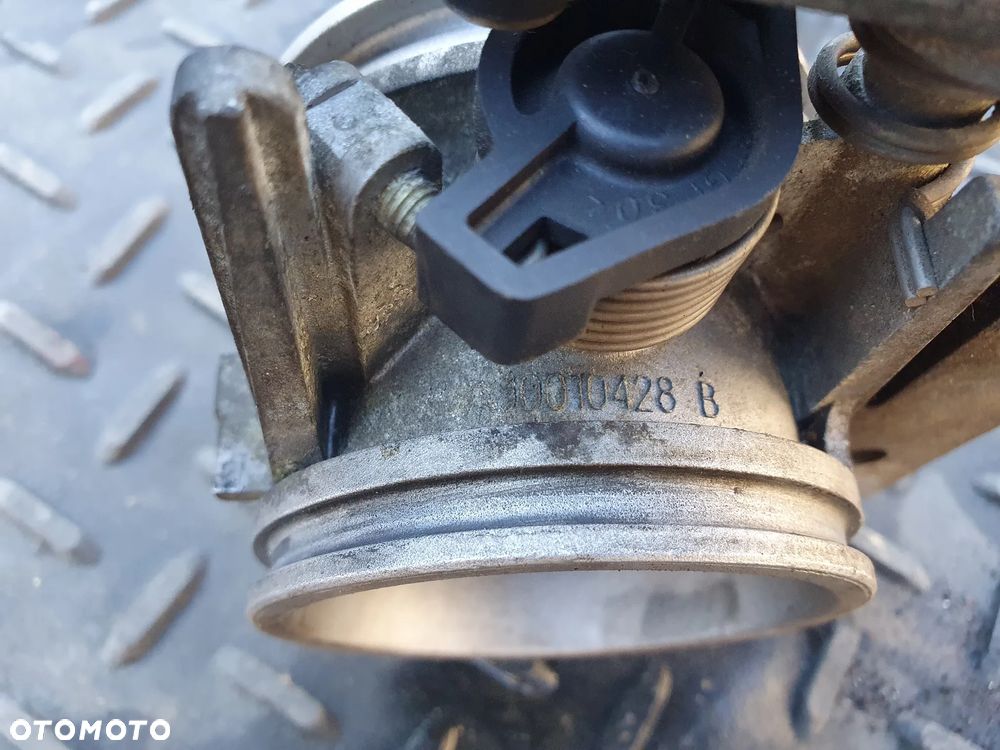 RENAULT CLIO II LAGUNA 1.6 16V PRZEPUSTNICA 10010428B - 3