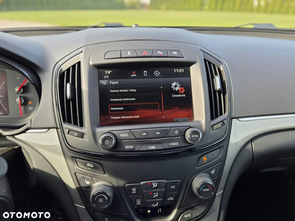 Opel Insignia - 17