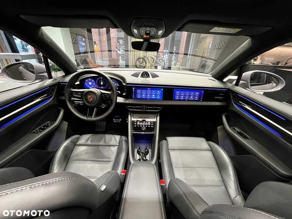 Porsche Macan - 18