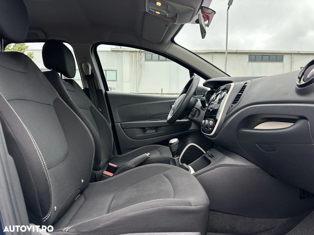 Renault Captur TCe 90 Zen - 12