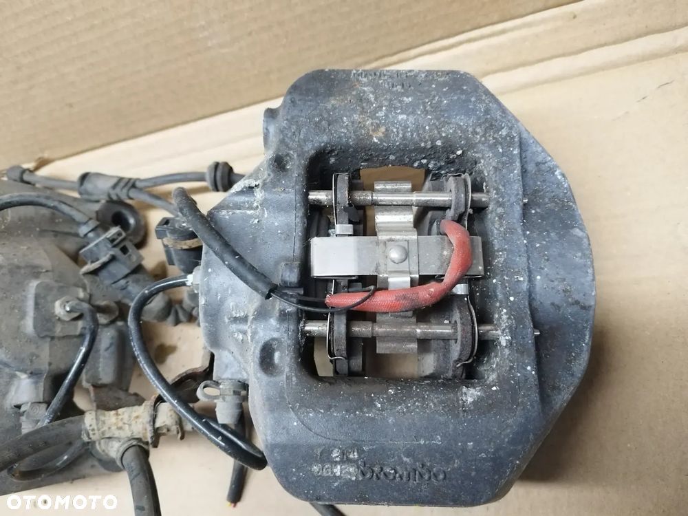 VW TOUAREG 7L 02- ZACISK HAMULCOWY LEWY TYŁ PRAWY TYŁ BREMBO - 3