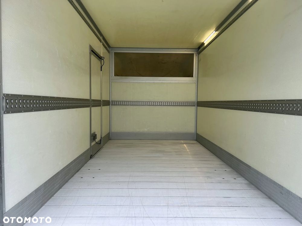 Renault Master Izoterma Winda - 13