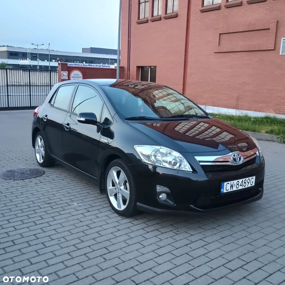 Toyota Auris 1.8 HSD Luna - 1