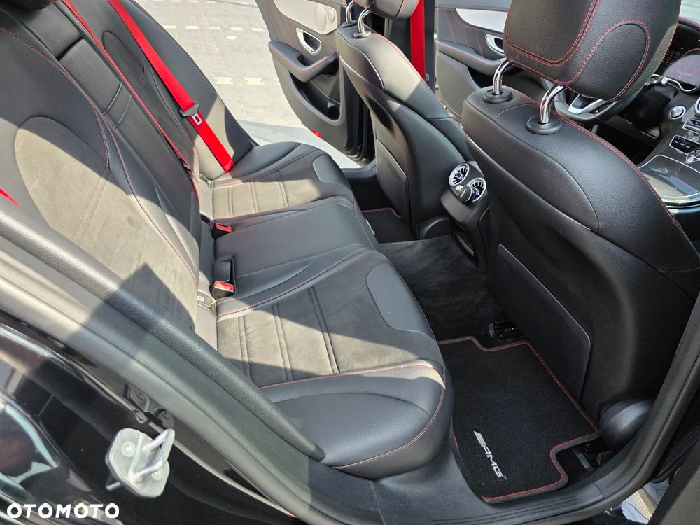 Mercedes-Benz Klasa C AMG 43 4-Matic - 35