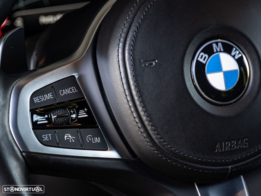 BMW 320 - 13