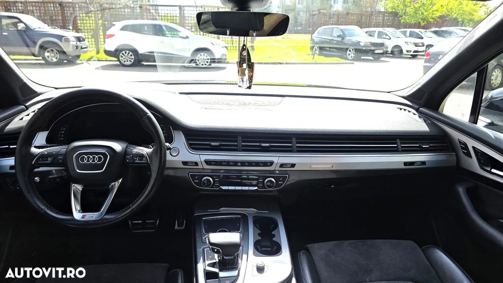 Audi Q7 - 3