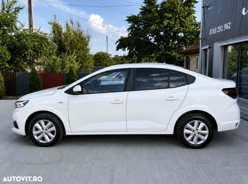 Dacia Logan TCe 90 MT6 Prestige - 9