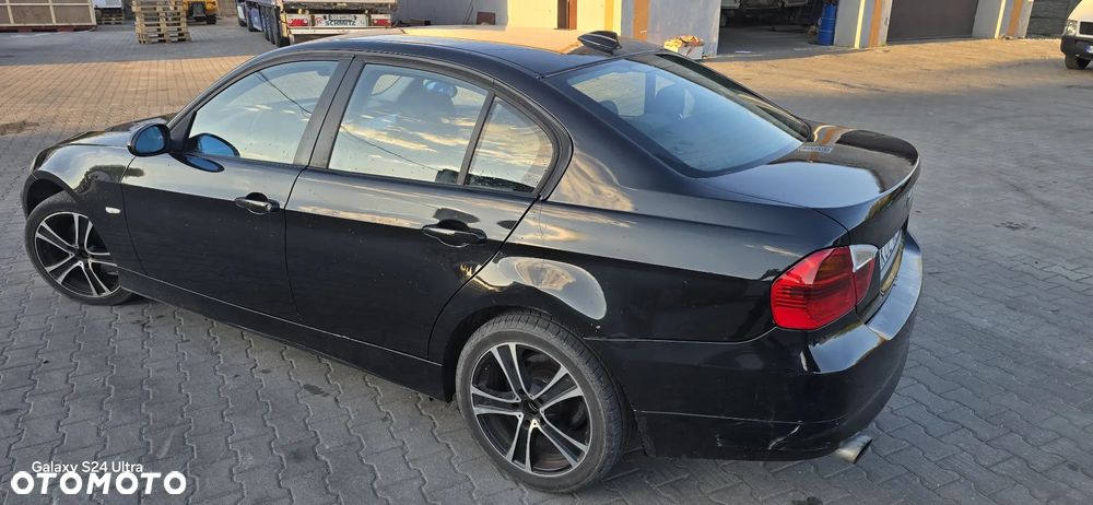 BMW Seria 3 320d DPF - 3