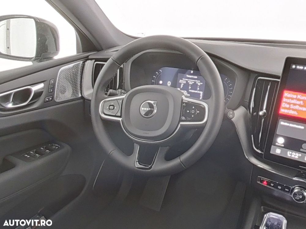 Volvo XC 60 B5 AT AWD MHEV Ultra Black Edition - 10