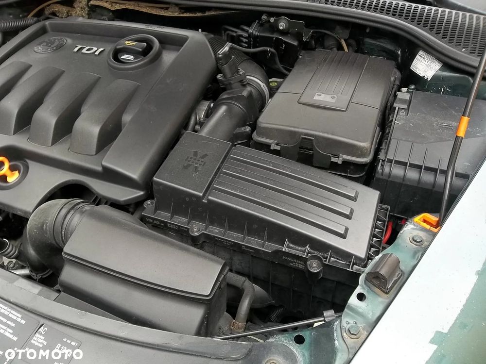 Skoda Octavia 1.9 TDI DSG Elegance - 26