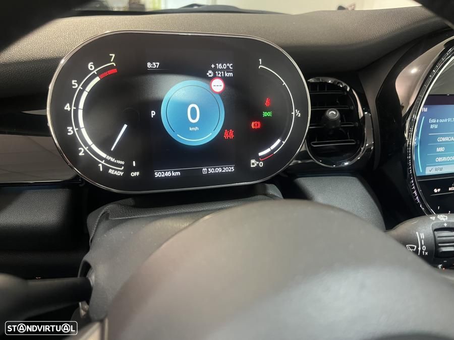 MINI Cabrio Cooper Premium Classic Auto - 18