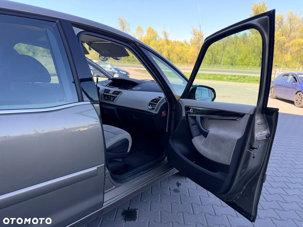 Citroën C4 Picasso - 16