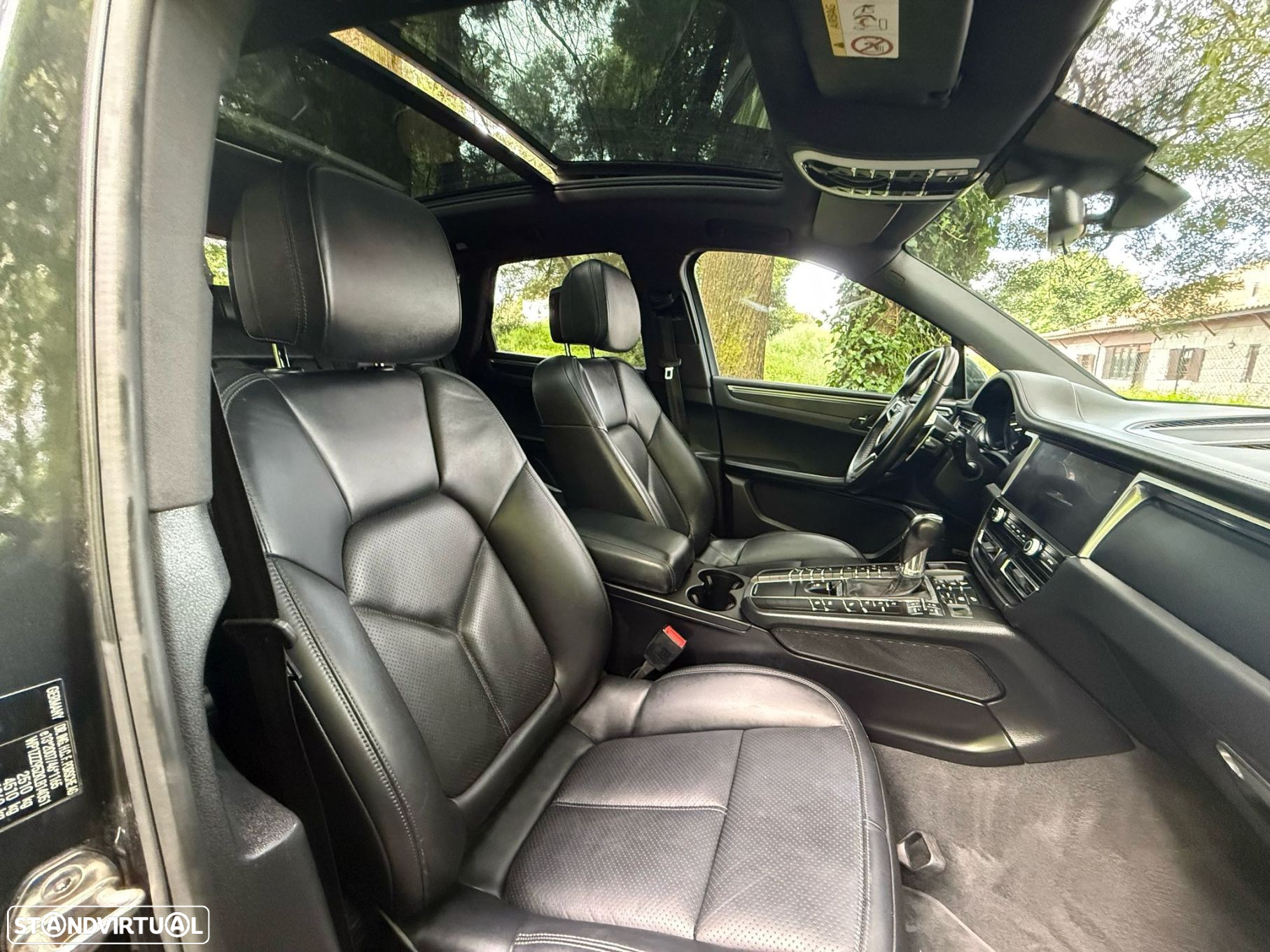 Porsche Macan Standard - 33