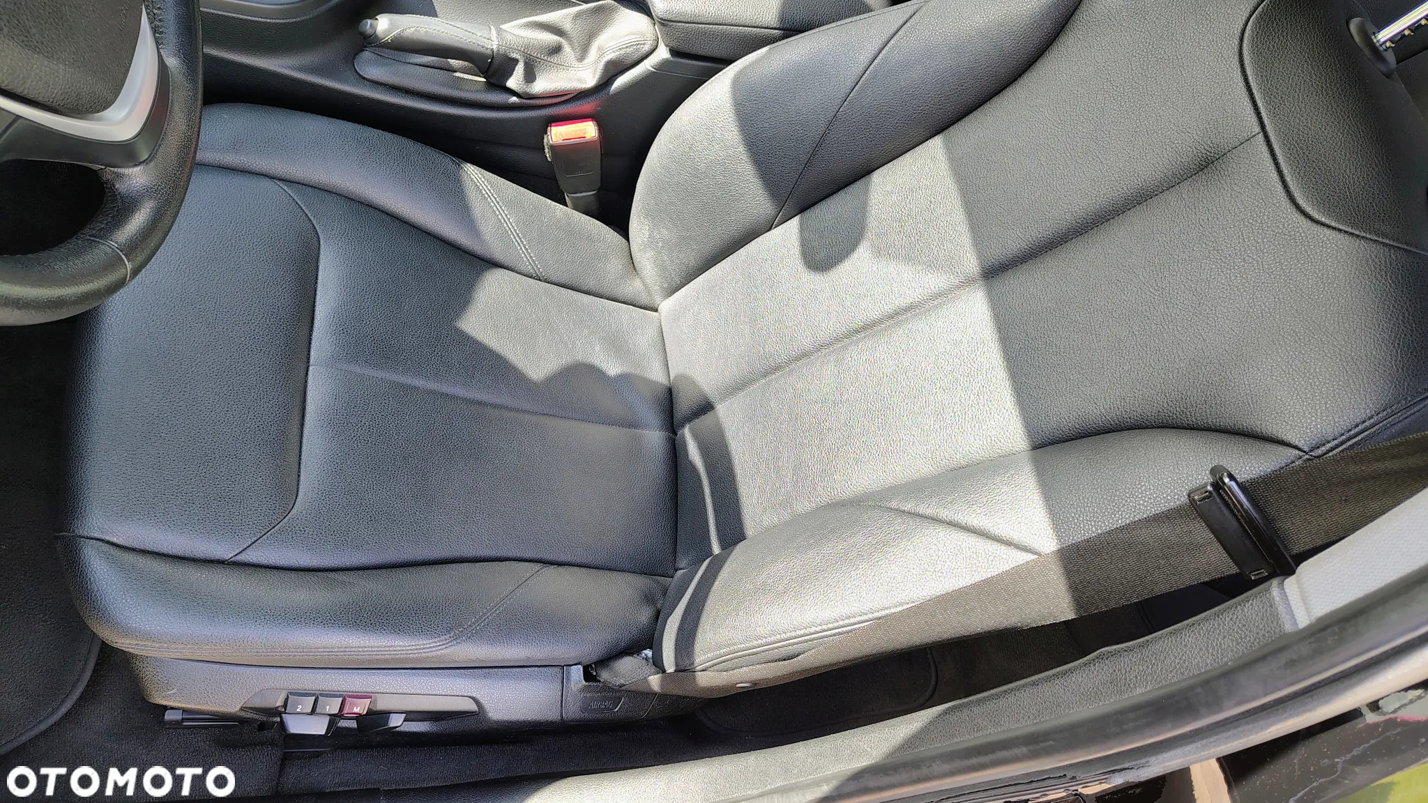 BMW Seria 3 - 24